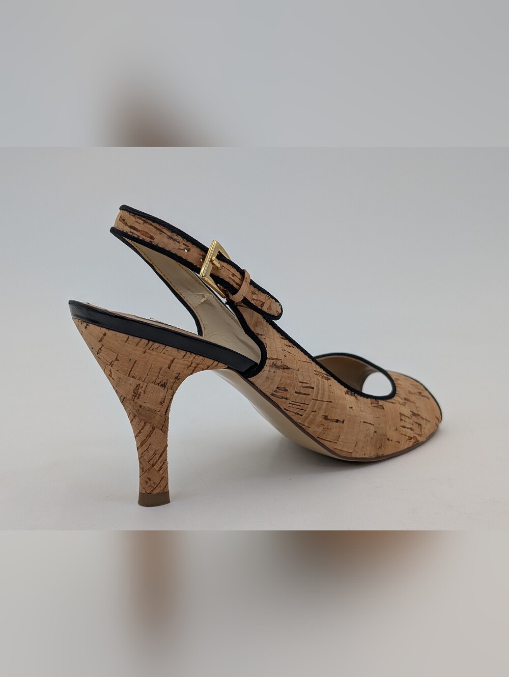 Bandolino Bardeco Size 8.5 Natural Cork Black Trim Gold Buckle Peep-Toe Stiletto - Picture 6 of 17